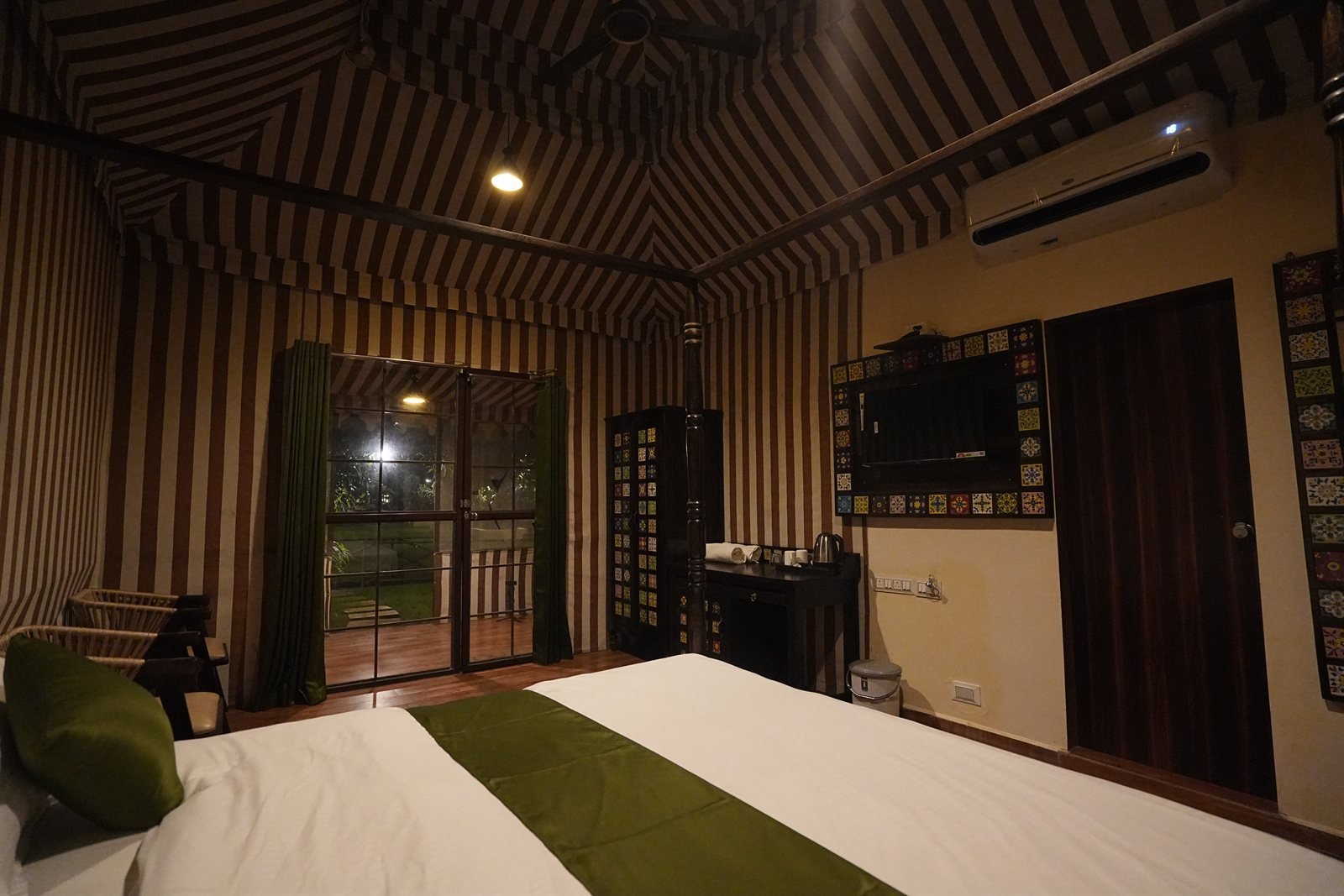 Mughal Premium Tent